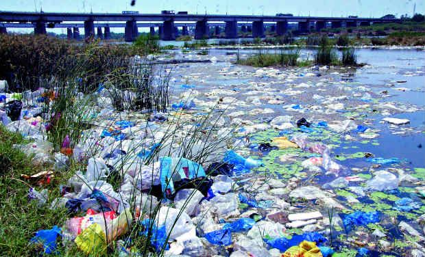 polluted lake